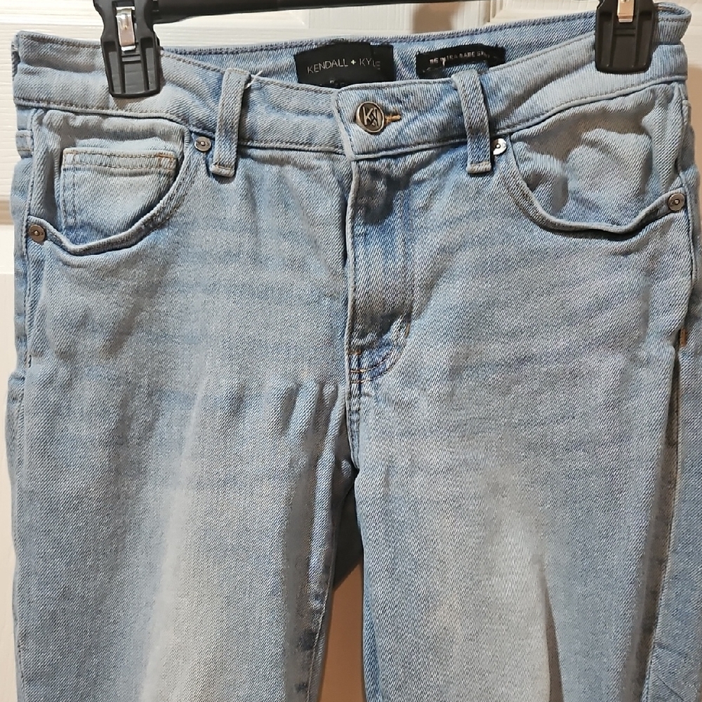 Kendall & Kylie Sky Blue Ultra Babe Skinny Jeans. Size 5/27